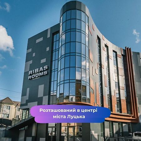Ribas Rooms Lutsk Bagian luar foto