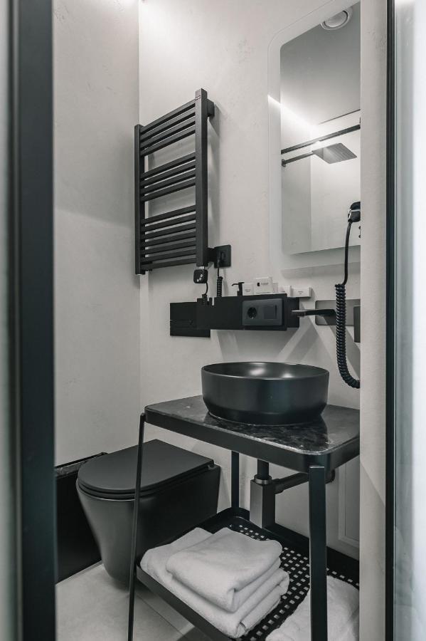 Ribas Rooms Lutsk Bagian luar foto