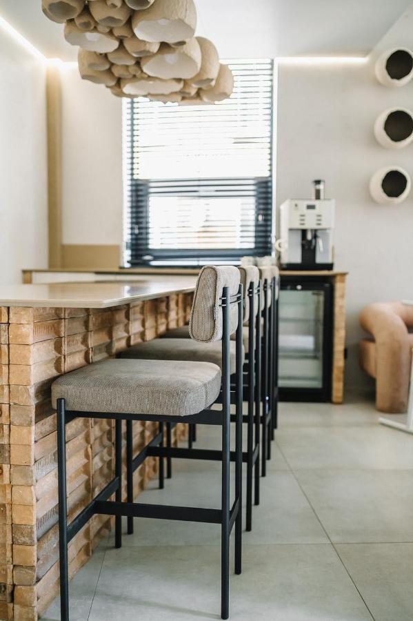 Ribas Rooms Lutsk Bagian luar foto