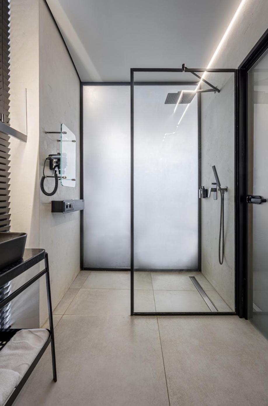 Ribas Rooms Lutsk Bagian luar foto