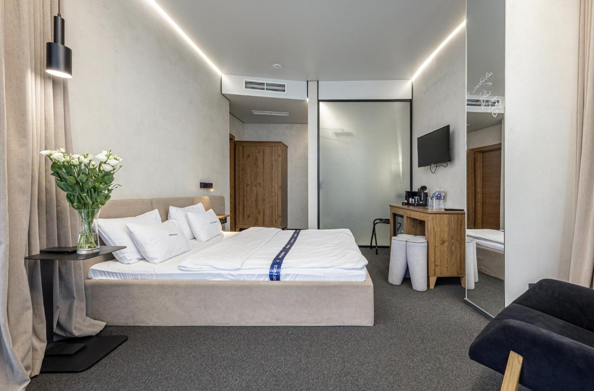 Ribas Rooms Lutsk Bagian luar foto